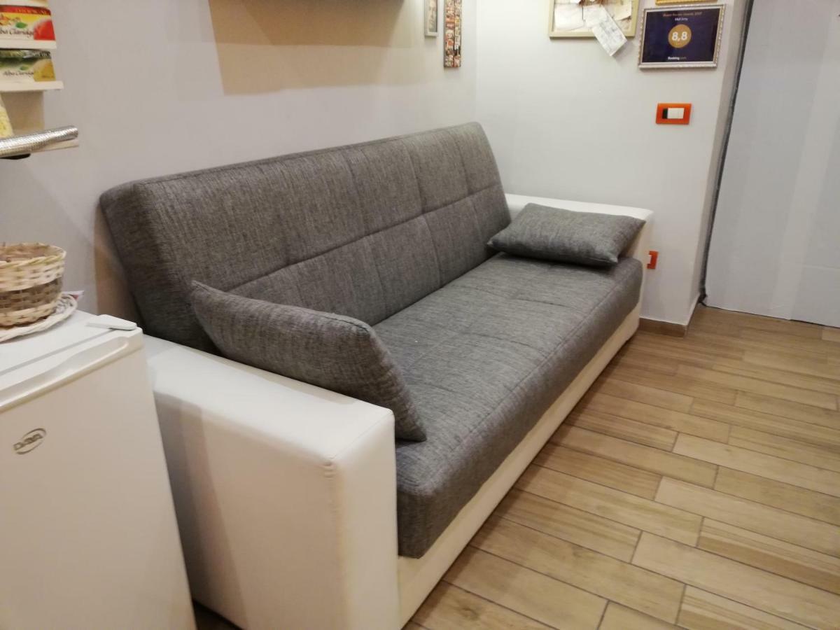 B&B Simy Napoli Dış mekan fotoğraf