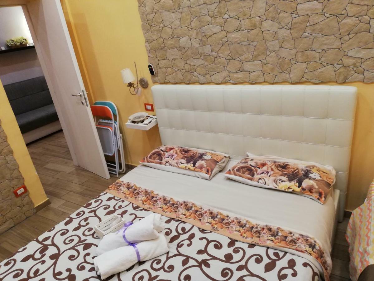 B&B Simy Napoli Dış mekan fotoğraf